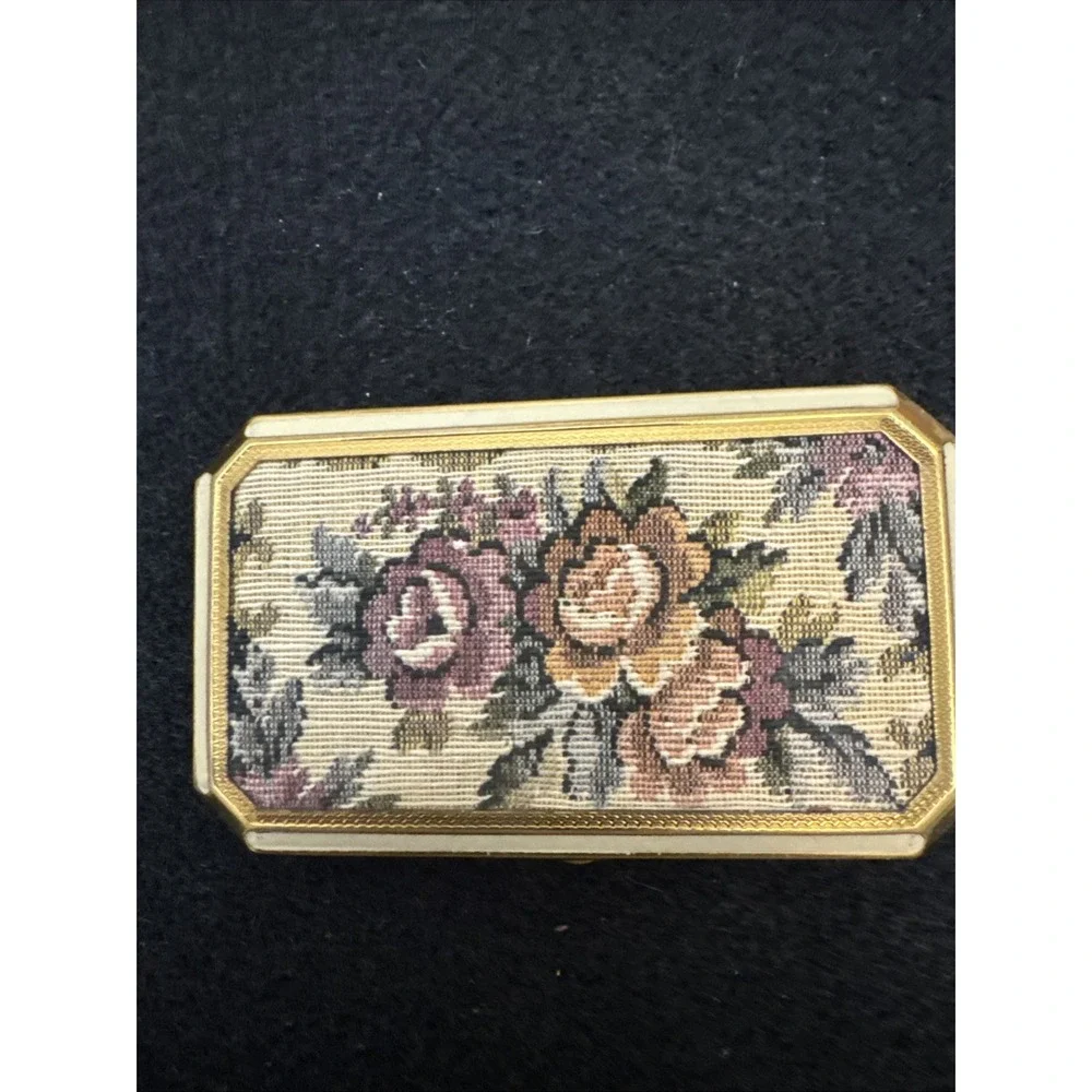 vintage petit point compact powder case usa made